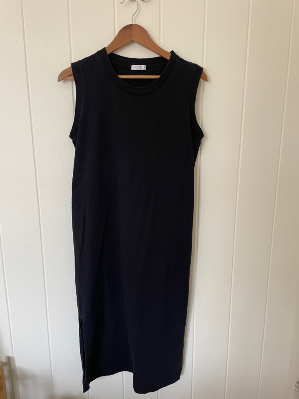 Sleeveless Black Midi Dress